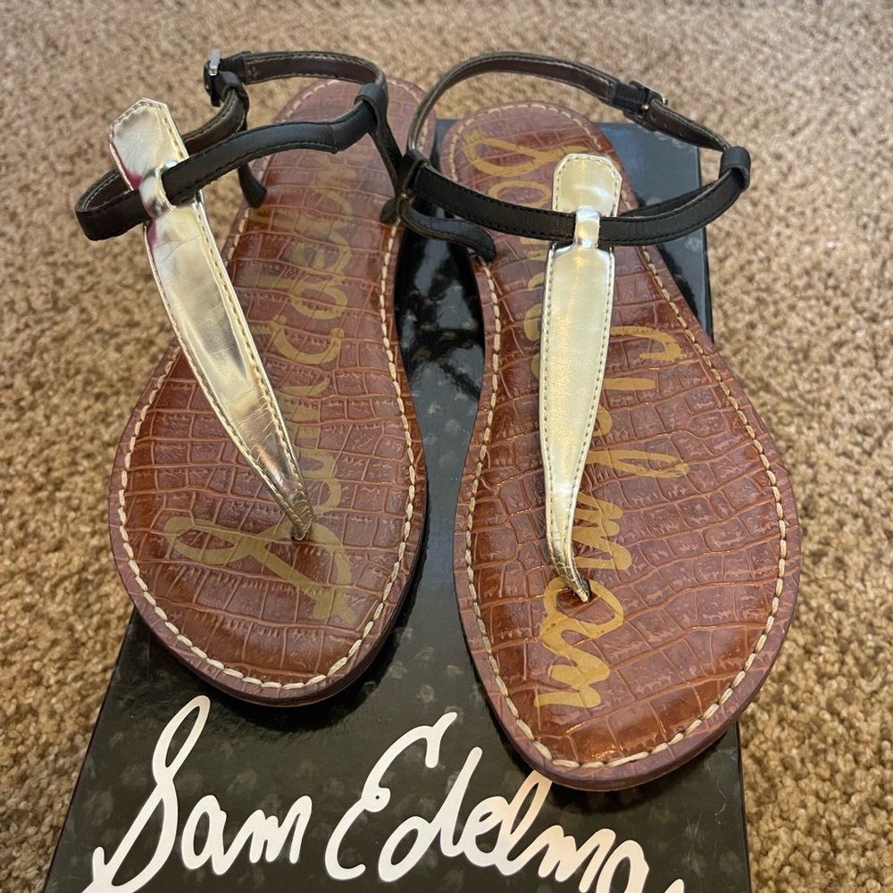 NEWa Sam Edelman Gigi Sandal size 8 black and silver combo